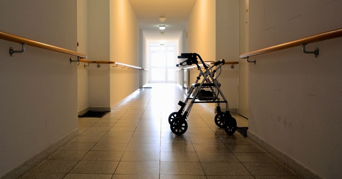 Brooklyn Hospital or Nursing Home Deaths